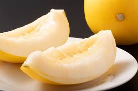 00 キンショウ メロン Kinsyo melon 500g-700g/each out of season